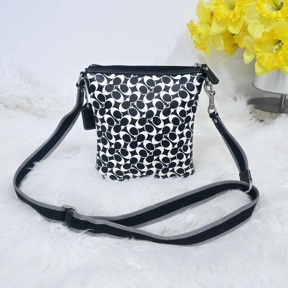 Coach Heritage Signature Swing Pack Bag Crossbody